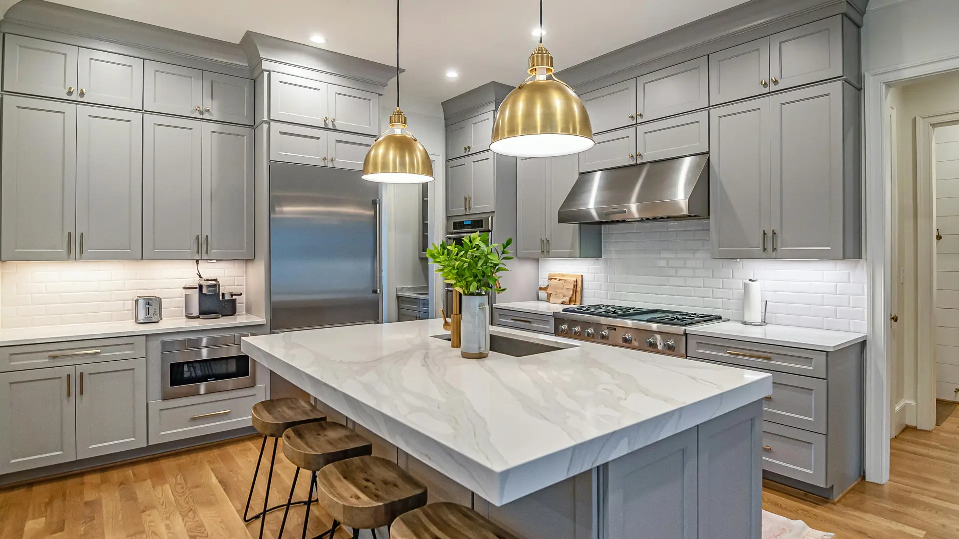 Kitchen painting experts
